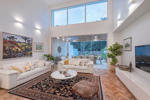 Noosa Villas - Accommodation Whitsundays 1