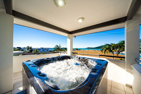 Portside Whitsunday Luxury Holiday Apartments - Accommodation Whitsundays 3