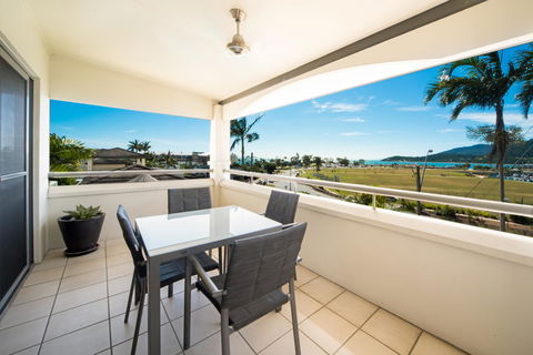Portside Whitsunday Luxury Holiday Apartments - Accommodation Whitsundays 4
