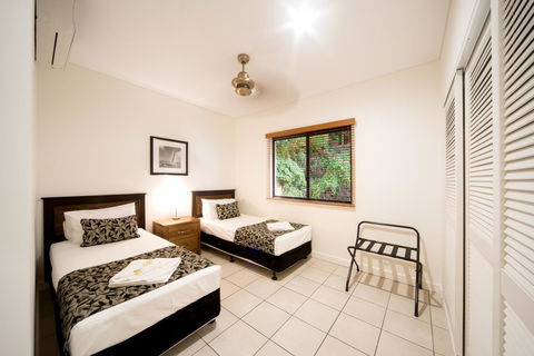 Portside Whitsunday Luxury Holiday Apartments - Accommodation Whitsundays 21