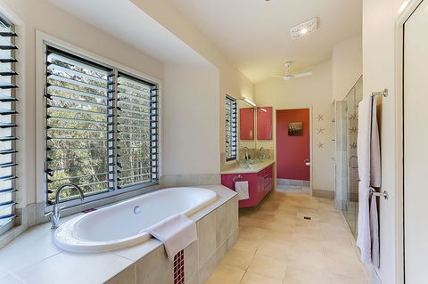 Carter Retreat - Accommodation Whitsundays 7