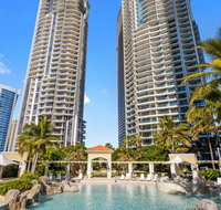 Holiday Holiday Chevron Renaissance Apartments