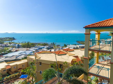Toscana Village Resort - Accommodation Whitsundays 0