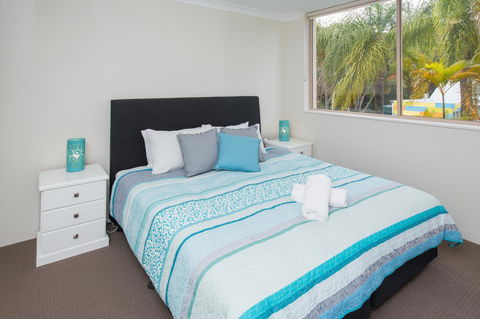 Miami Beachside Holiday Apartments - Accommodation Whitsundays 20