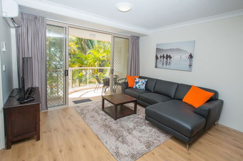 Miami Beachside Holiday Apartments - Accommodation Whitsundays 18