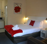 Wattle Motel - Accommodation Whitsundays
