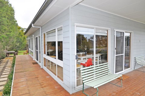 WELCOME BREAK - PET FRIENDLY - Accommodation Whitsundays 2