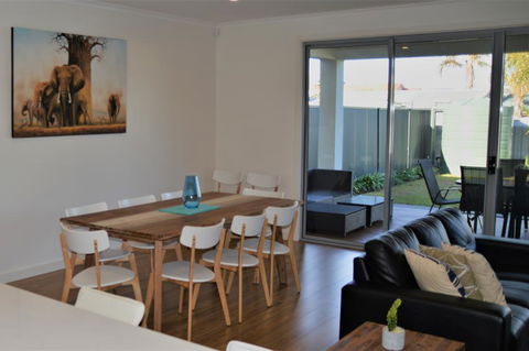 Western Breeze - Accommodation Whitsundays 2