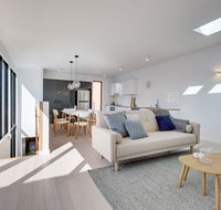 White Room Apartments - Accommodation Whitsundays
