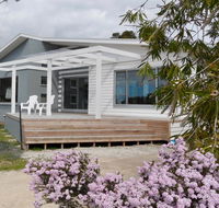WHITE SHELLS HOLIDAY RENTAL - Accommodation Whitsundays