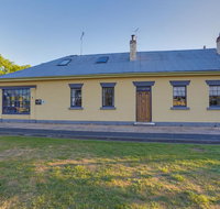 Whites Corner - Accommodation Whitsundays
