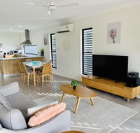 WHITSUNDAY brand new townhouse close to boardwalk - Accommodation Whitsundays
