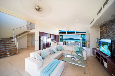 Whitsunday Views - Airlie Beach - Accommodation Whitsundays 2