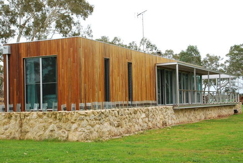 Willalooka Eco Lodge - Accommodation Whitsundays 3