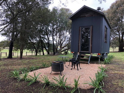Willandra Tiny House - Accommodation Whitsundays 0