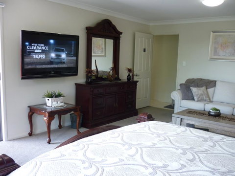 Willowbank Drive Bed & Breakfast - Accommodation Whitsundays 1