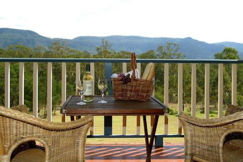 Wombatalla - Accommodation Whitsundays 2