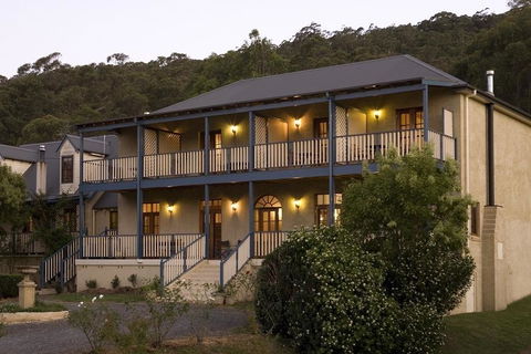 Wombatalla - Accommodation Whitsundays 1