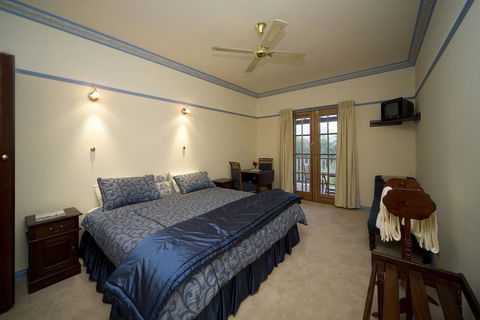 Wombatalla - Accommodation Whitsundays 3