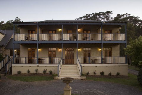 Wombatalla - Accommodation Whitsundays 0
