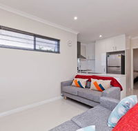 Woodlands - Home with a View - Accommodation Whitsundays