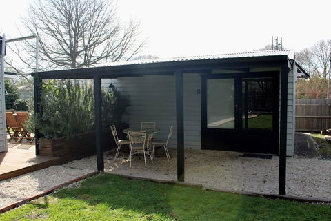 Wormwood Studio - Accommodation Whitsundays 0