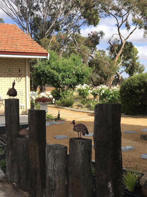 Yellow Gum Bed And Breakfast - Accommodation Whitsundays 2