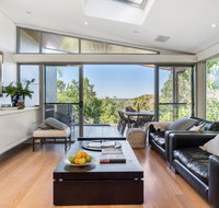 Your Luxury Escape - Vue from Here