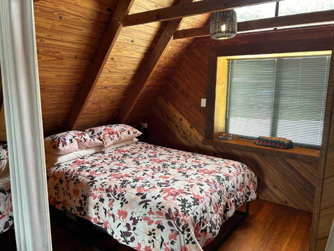 27 Green Valley Drive - Rainbow Beach. Beach Chalet. Pets Welcome - Accommodation Whitsundays 4