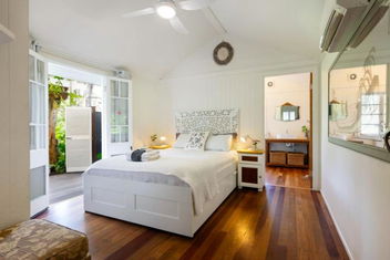 7th Heaven with Accommodation Whitsundays