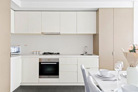 A 2BR Apt Near Melbourne Central Amazing Views - Accommodation Whitsundays 2