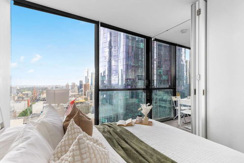 A 2BR Apt Next To Melbourne Central FREE Parking - Accommodation Whitsundays 1
