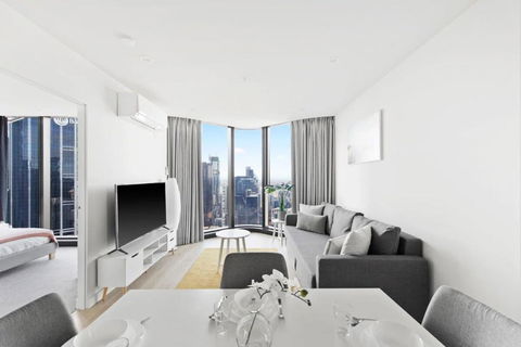 A 3BR Apt Next To Melbourne Central FREE Parking - Accommodation Whitsundays 0
