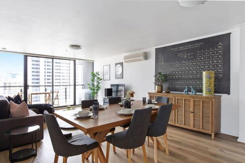 A 3BR Apt Next To Southern Cross FREE Parking - Accommodation Whitsundays 0