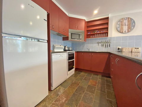 A BEACH AFFAIR - Accommodation Whitsundays 4
