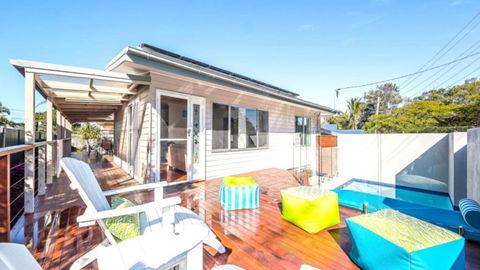 A Beachside Beauty With Pool - Accommodation Whitsundays 2