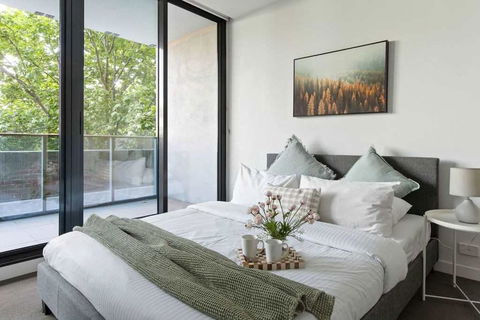 A Central Apt Right Next To Southern Cross - Accommodation Whitsundays 0