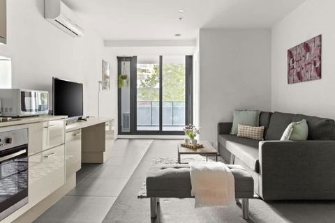 A Central Apt Right Next To Southern Cross - Accommodation Whitsundays 1