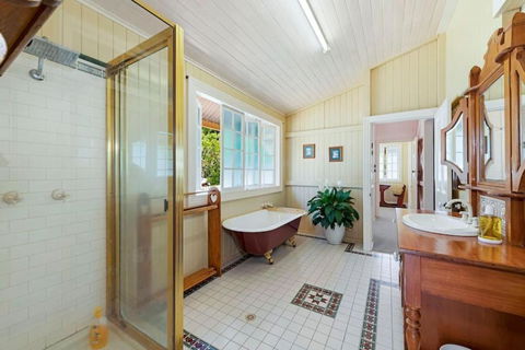 A Charming Queenslander - Accommodation Whitsundays 3