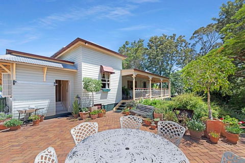 A Charming Queenslander - Accommodation Whitsundays 2