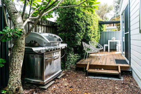 A Chic Coastal Hideaway At Toowoon Bay Beach - Accommodation Whitsundays 4