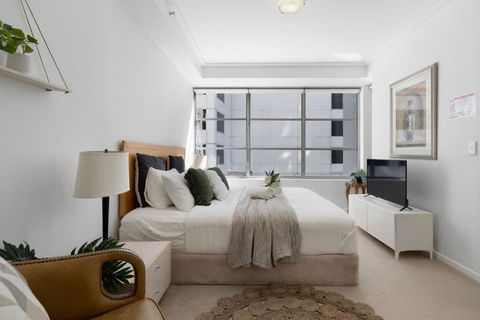 A Comfy 2BR Apt For 7 Next To Darling Harbour - Accommodation Whitsundays 0