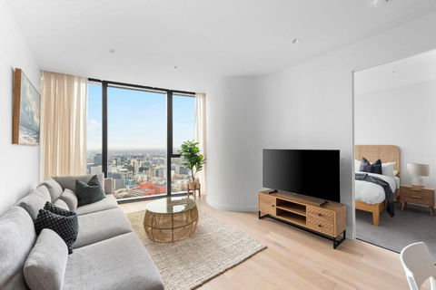 A Cozy 2BR Apt At Sapphire By The Gardens - Accommodation Whitsundays 3