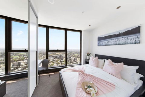 A Cozy 3BR Apt With Panoramic Views FREE Parking - Accommodation Whitsundays 0