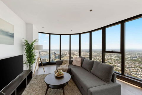 A Cozy 3BR Apt With Panoramic Views FREE Parking - Accommodation Whitsundays 1
