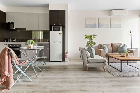A Cozy & Modern Apt Near To Flemington Races - Accommodation Whitsundays 3