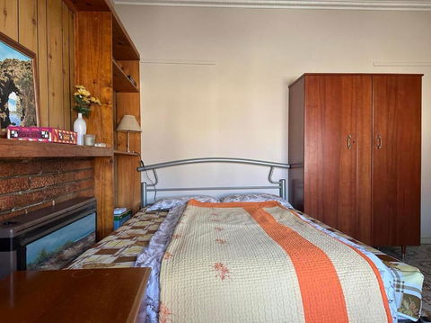 A Nice And Spacious Room In Sunshine - Accommodation Whitsundays 4