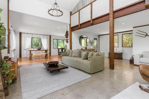 A Perfect Stay - The Barn Door - Accommodation Whitsundays 3