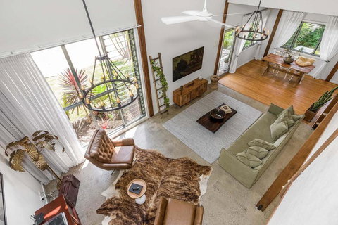A Perfect Stay - The Barn Door - Accommodation Whitsundays 2