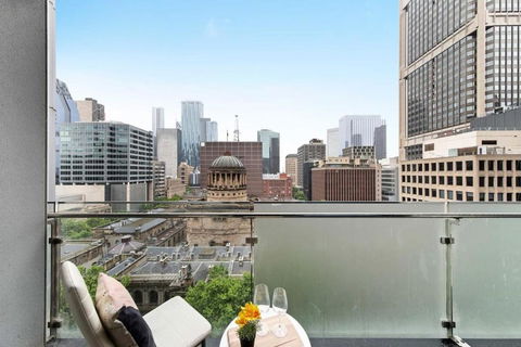 A Stylish Apt For 4 Near Queen Victoria Market - Accommodation Whitsundays 4